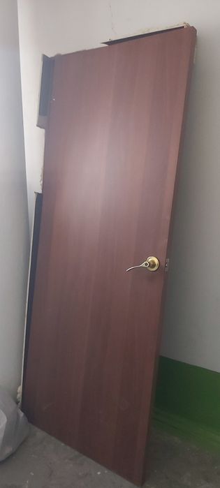 Продам двери межкомнатные