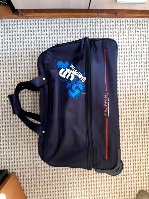 Сумка на колёсах