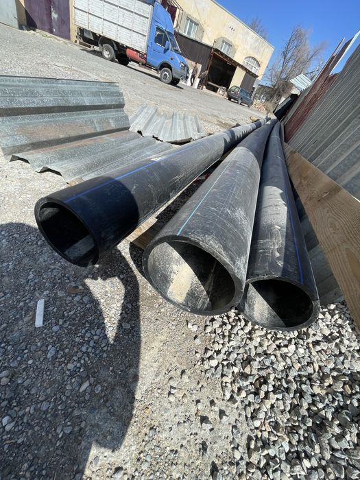 1) Продам ПНД трубу ДН 200 sdr 17