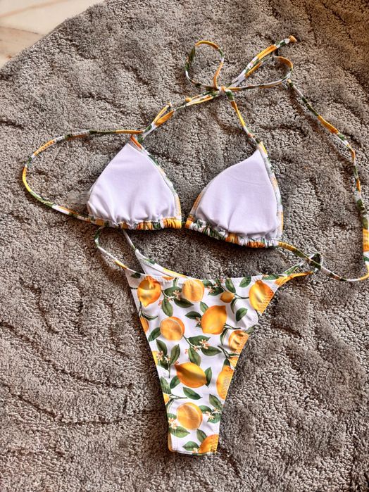 Бански на лимони