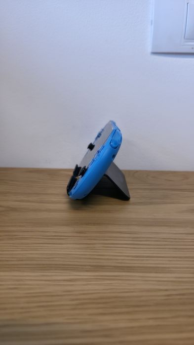 Playstation Vita 2000, Modat, 1500 jocuri, 10 in 1