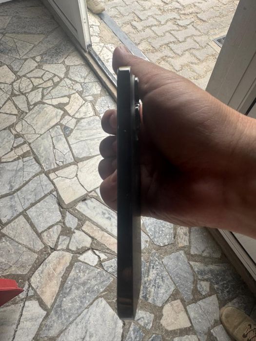 продам Айфон 14 про,