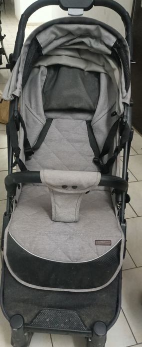 Продам детскую коляску б/у