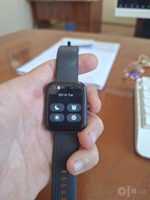 Amzfit bip pro smart watch