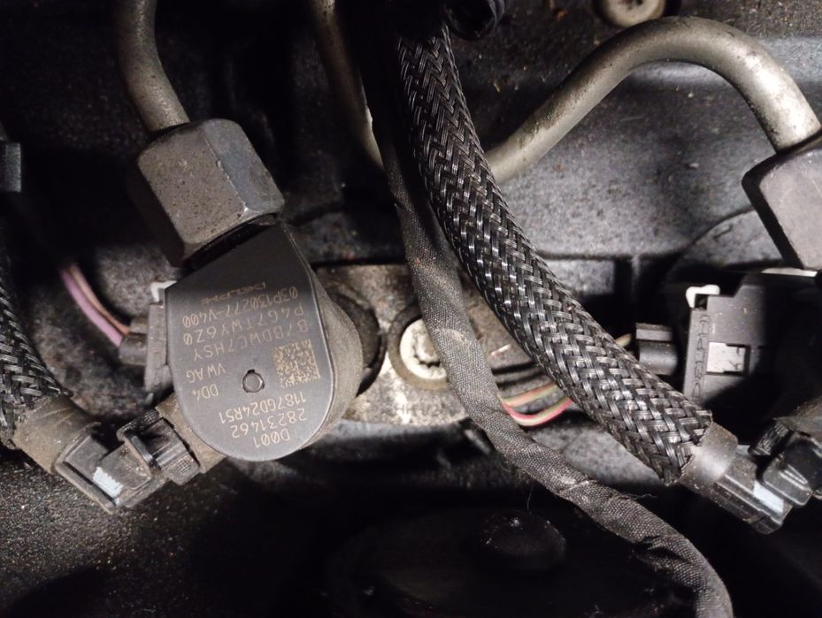 Injector injectoare skoda fabia 1.2tdi cfw polo 1.2tdi cfwa 03p130277