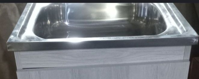 Rakavena yangi 100 000