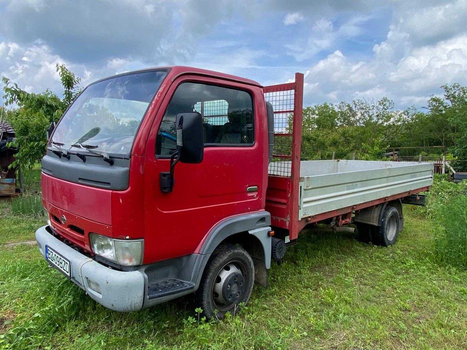 Vand Autoutilitara Nissan TL35 CABSTAR