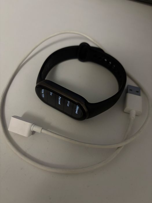 Продам Часы mi band 8