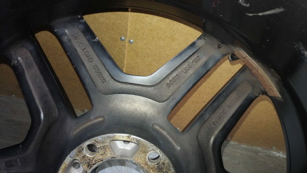 Диски с резиной 20-е на w220, g500