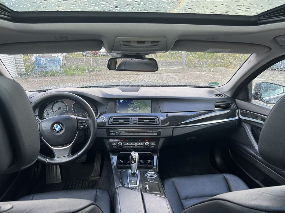 BMW 5 Series 2010 — imagine 5
