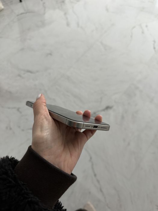 Iphone 15 pro max 256gb silver