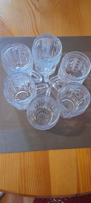 Хрустальные стаканчики.