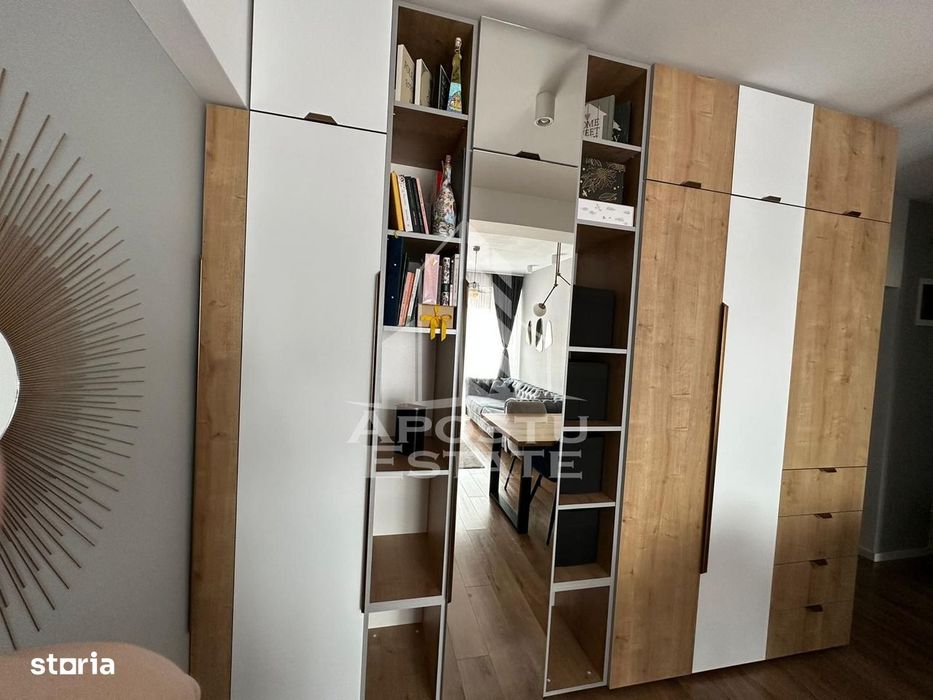 Apartament de vanzare cu 2 camere, Bucatarie inchisa, zona Soarelui