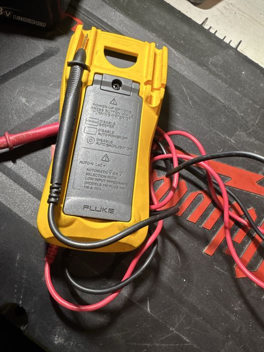 Aparat de masura Fluke 114