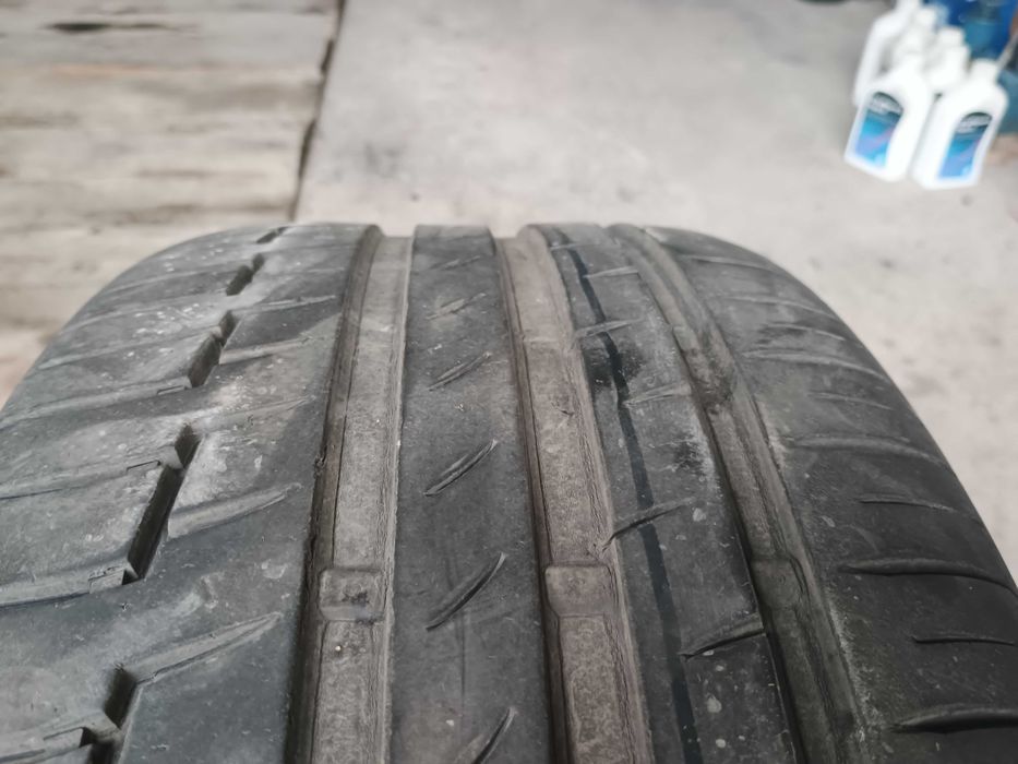 Летни гуми continental 245 45 18 и 275 40 18 спорт пакет.