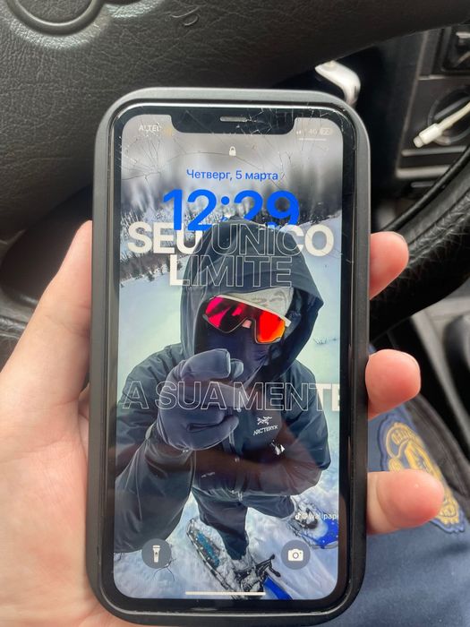 Продам айфон 11 с минусами