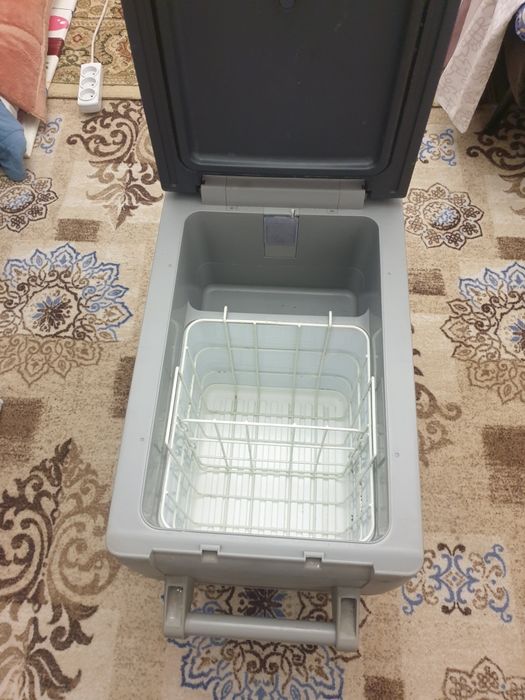 Авто холодилник 45 лит