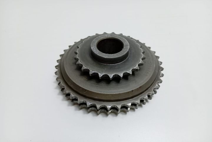 Pinion  pompa injectie 13522247566 BMW Seria 3 E46