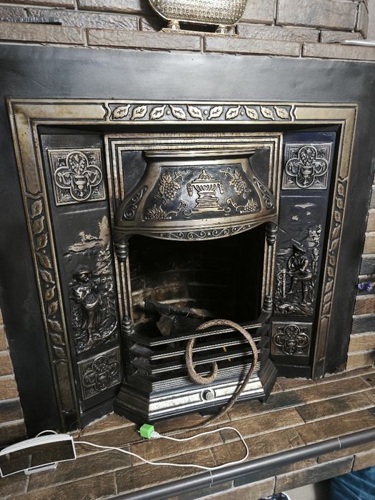 Камин лицевое окошко