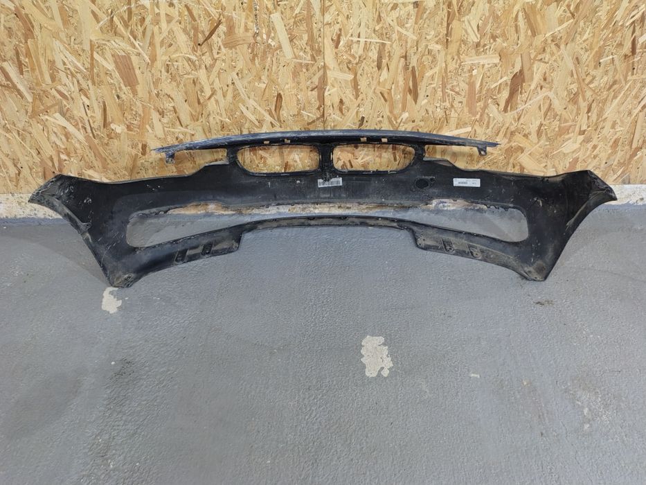 Bara fata BMW seria 3 F30 LCI an 2016-2019