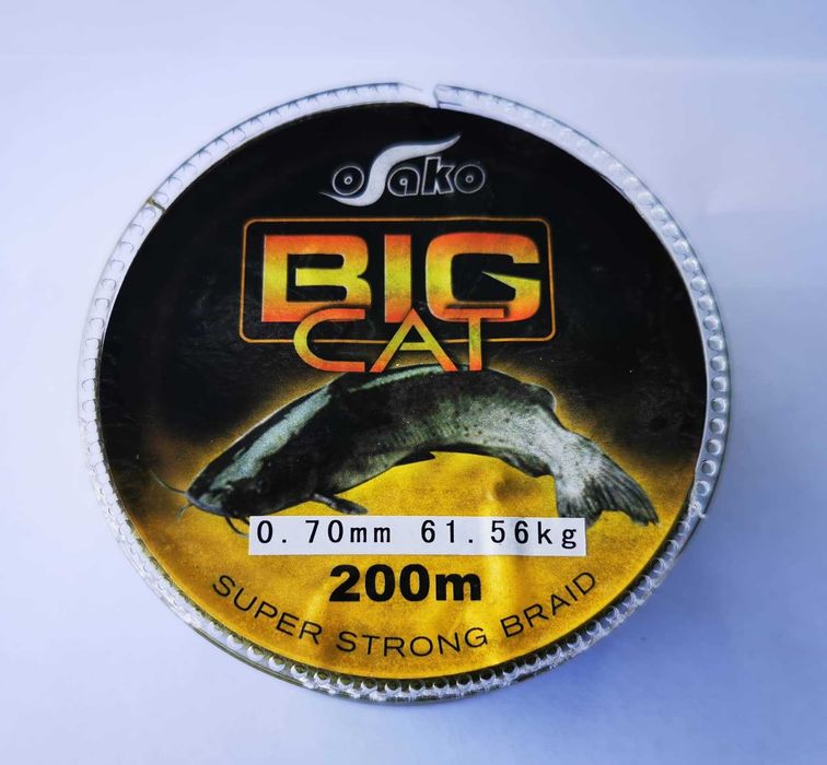 Плетено влакно за сом и трофейни риби над 50кг Osako Big Cat 200mt
