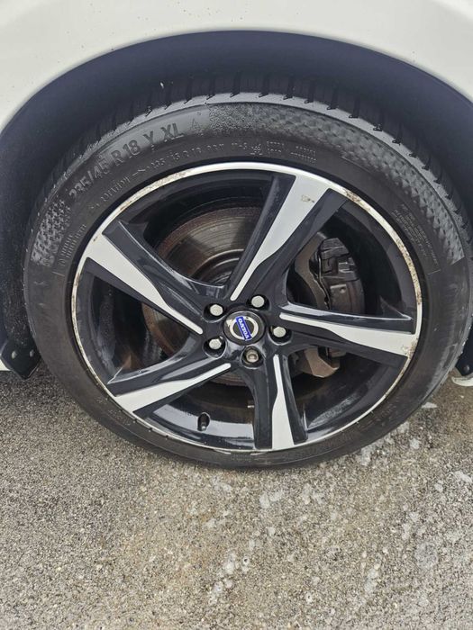 Volvo V60 R-Design D6  215 PHEV AWD на части
