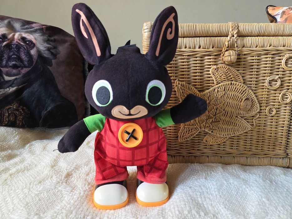 Iepuraș Bing interactiv, în lb. engleză