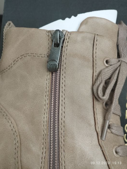 чисто нови дамски боти