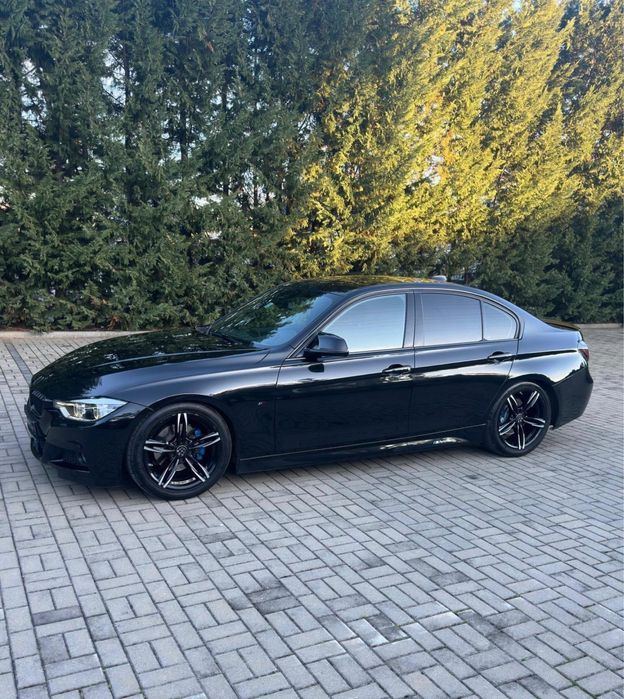 Vând BMW seria 3 / F30 M Pachet  320d  Xdrive (4x4)