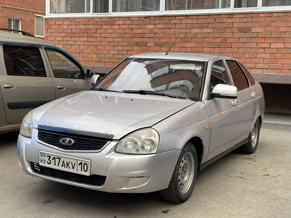 Продам приору 2011 год