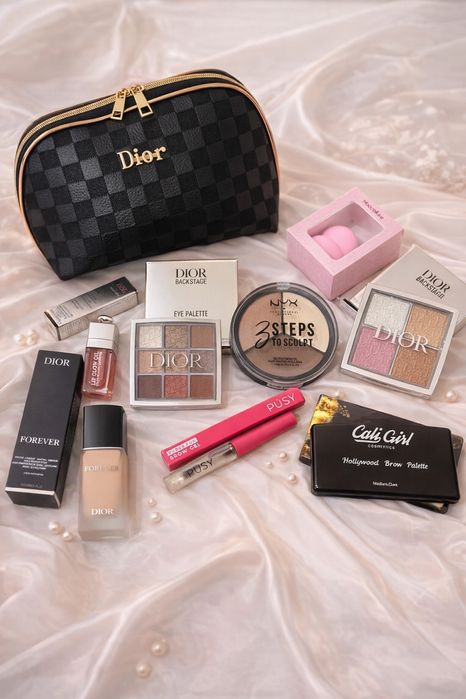 Бокс косметики диор