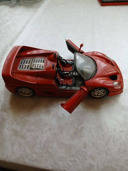 Mașinii de colecție , epoca, police