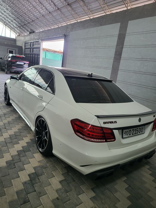 Mercedes w212 e63 amg original