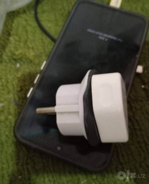 Iphone zaryadchik