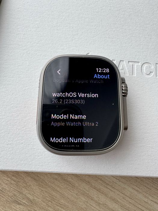Apple Watch ULTRA 2 + folii + 3 curele (garantie Aprilie 2026)