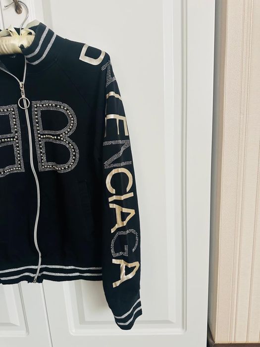 Bluza de trening masura  M / L , balenciaga