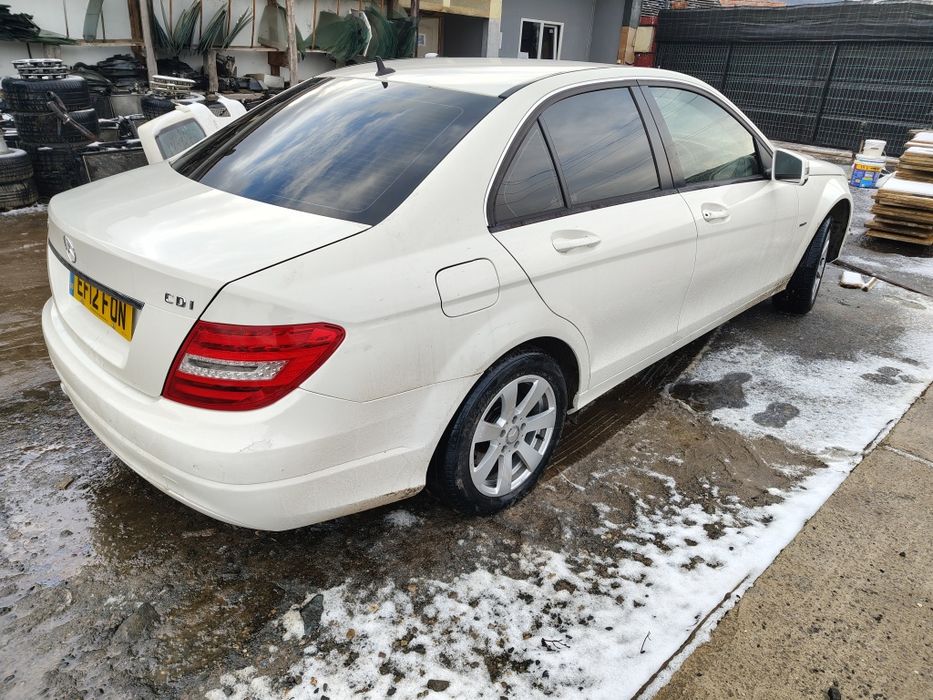 Piese ușa bara capota 650 punte jug Sam cutie 7g punte  Mercedes w204