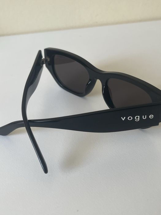 Дамски нови слънчеви очила Vogue