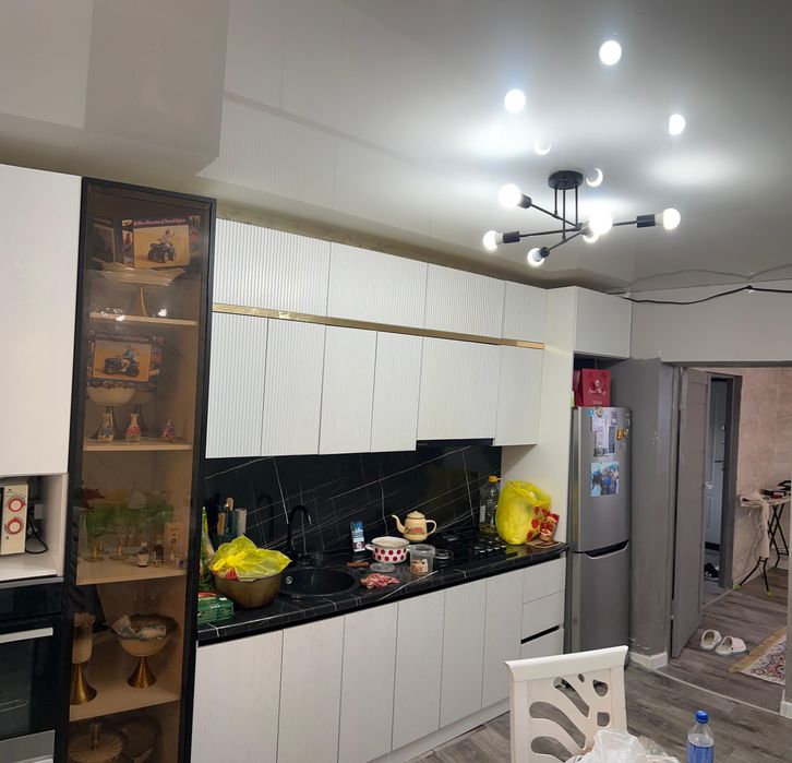 Жер уй сатылады.