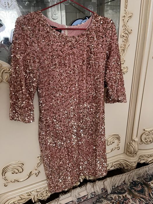 Ko'ylak, yangi, 36,38 ga to'g'ri keladi