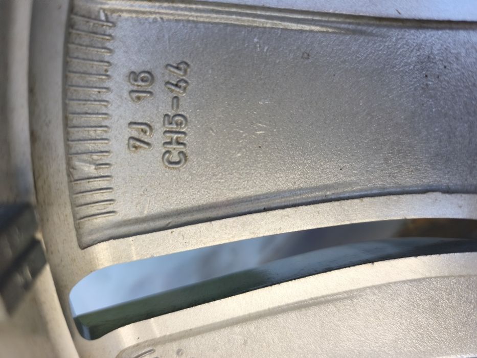 Roți originale Peugeot R16 Noi