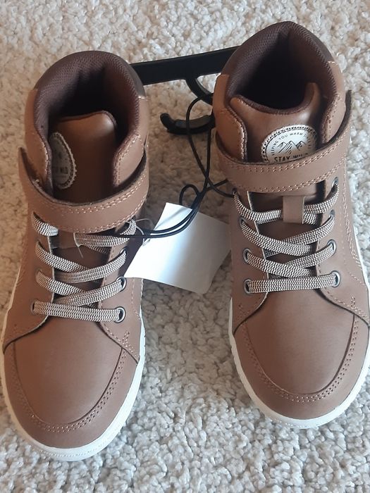 Чисто нови детски обувки H&M