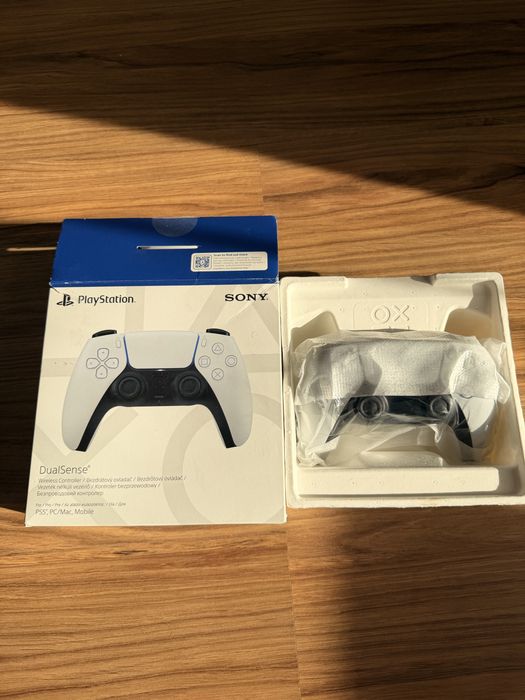 Controller PS5 nou cu garantie si factura Altex