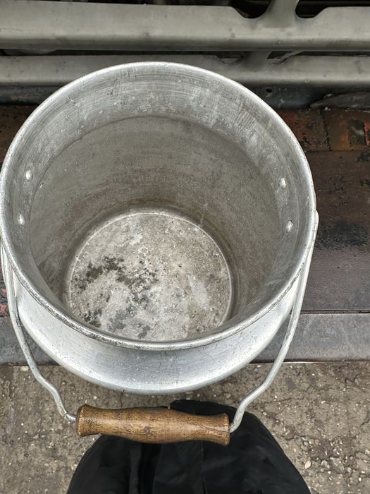 Продам бидоны разные