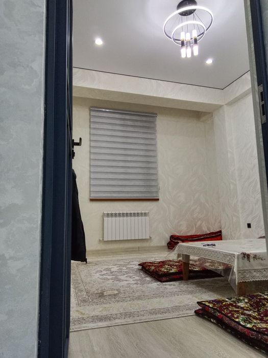 Dom sotiladi qoraqamish 1,2 da