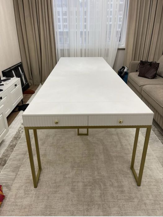 Раздвижной стол- трансформер