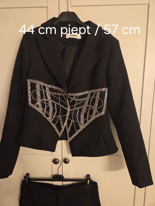 Costum dama marimea  40/42