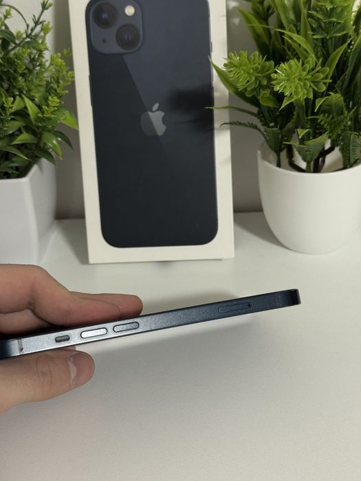 Iphone 13 128gb midnight 77% cutie , stare buna