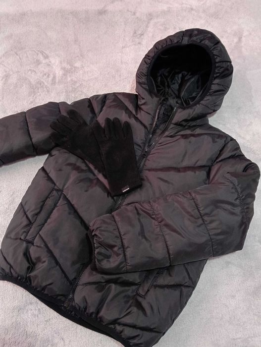 Детско яке в отлично сьстояни + подарьк рькавици Quechua