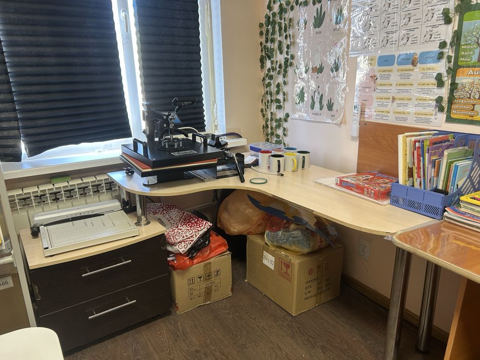 Продам стол уголовой